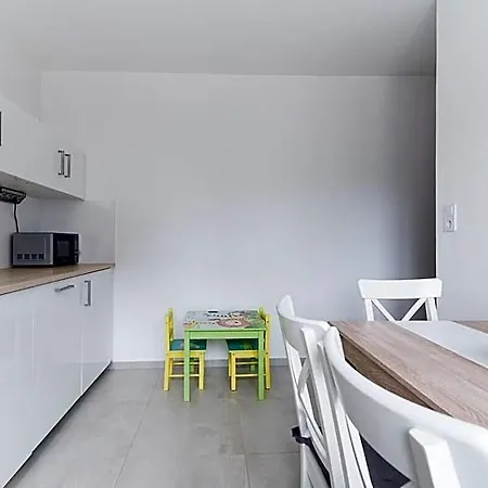 Menorca Family كيستاي